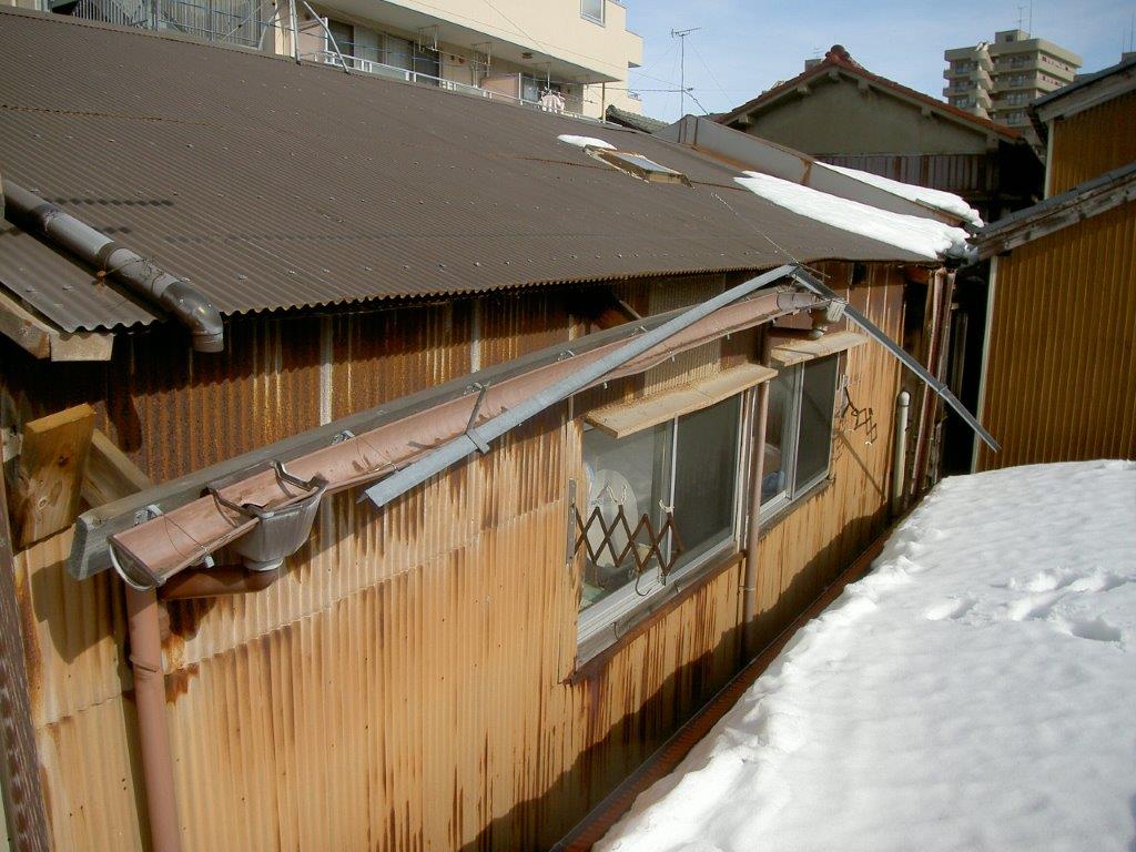 雪害による屋根修繕工事