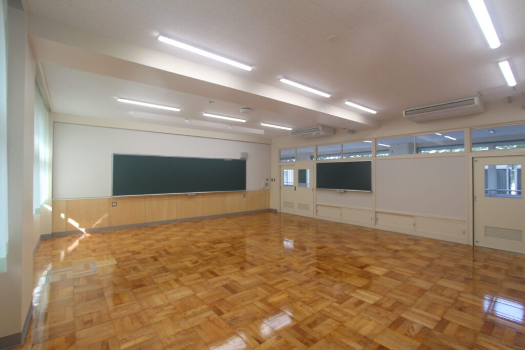 新津第五中学校大規模改造工事